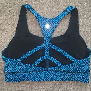 LULULEMON Circuit Breaker Bra Sz 6